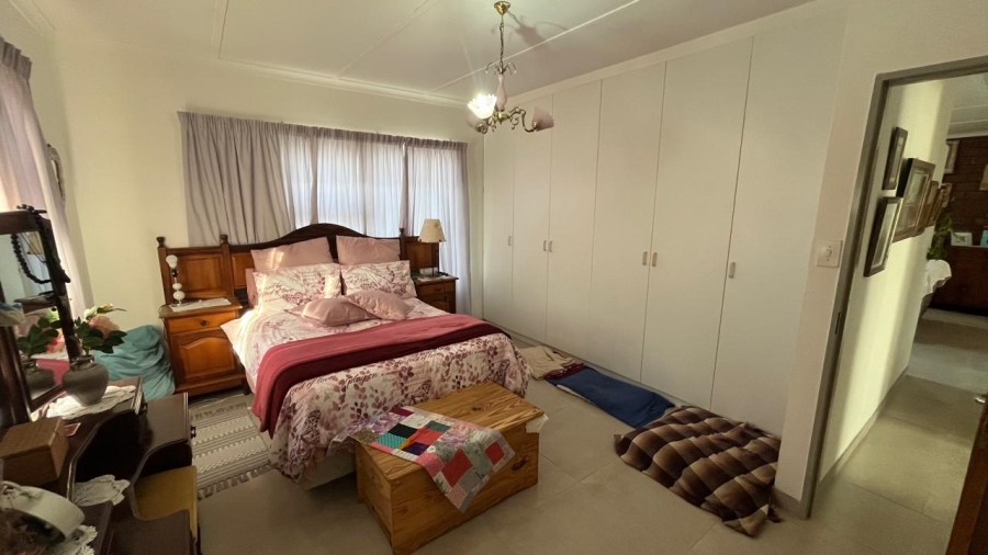 2 Bedroom Property for Sale in Wavecrest Eastern Cape